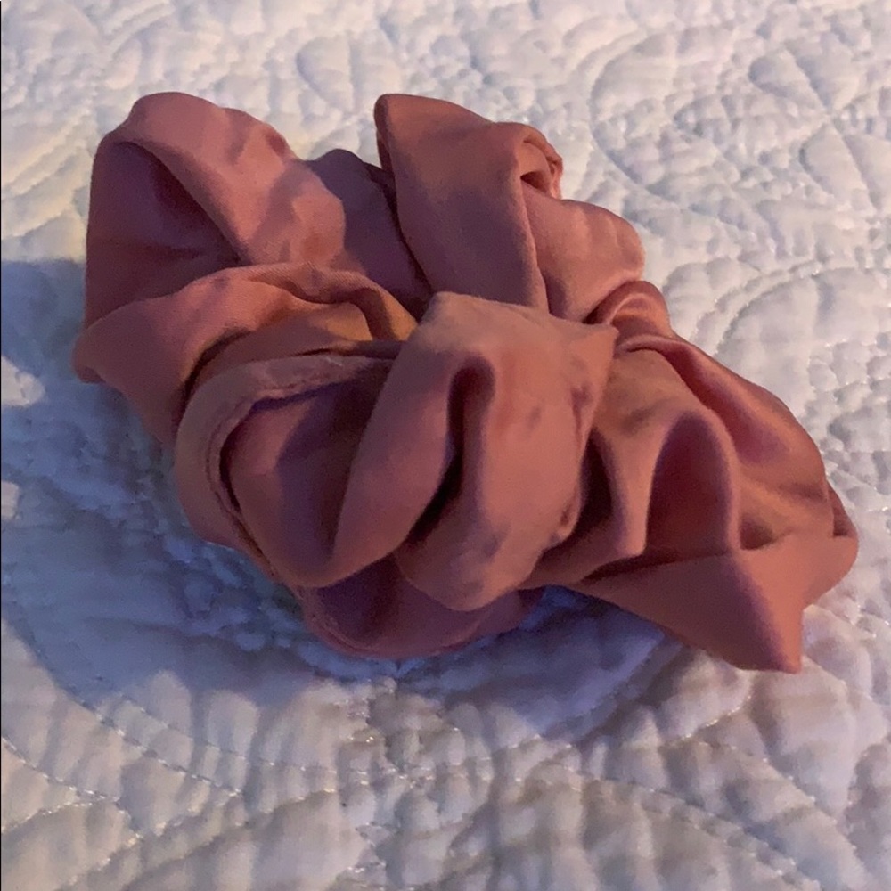 Peach-ish pink scrunchie